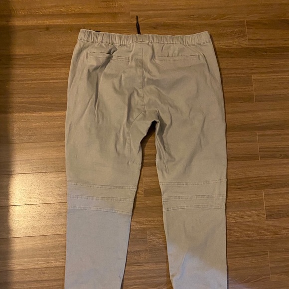 Men’s relaxed fit casual pants - Picture 1 of 2